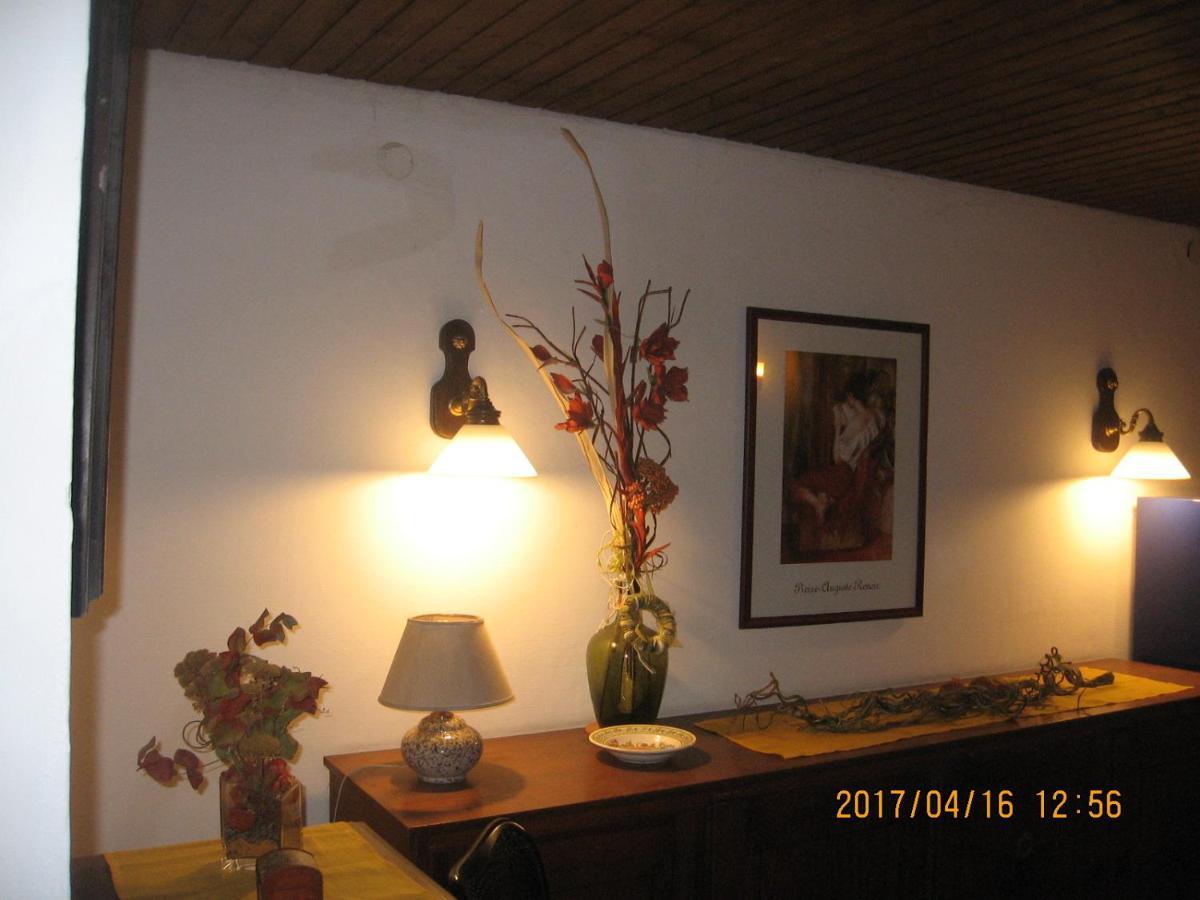 Отель Alte Poststation Goldener Hirsch Emskirchen Экстерьер фото