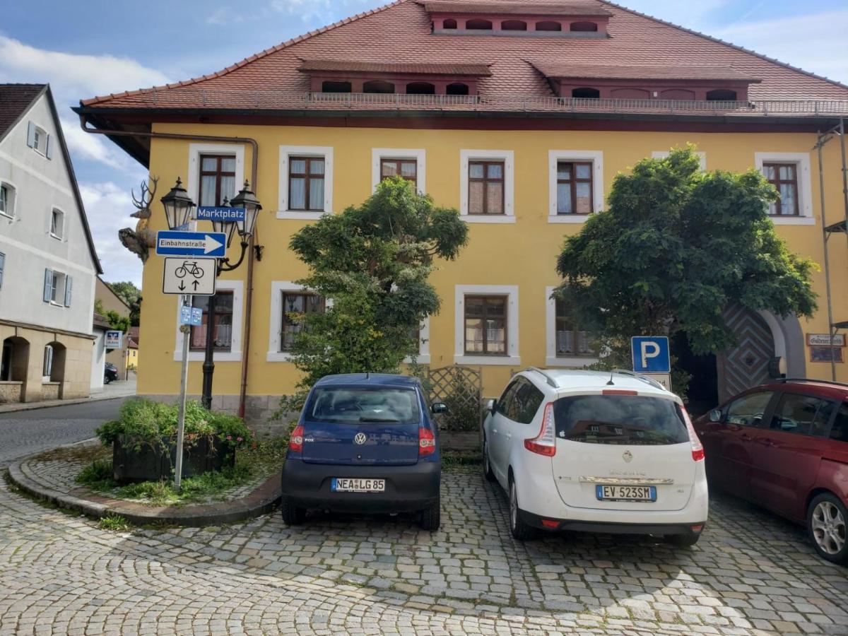Отель Alte Poststation Goldener Hirsch Emskirchen Экстерьер фото